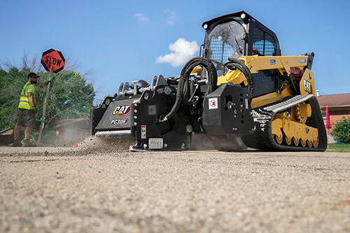 Cat paving equipment