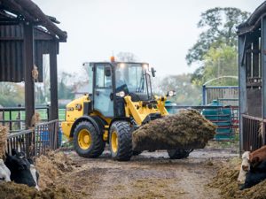 Quinn-Cat-Ag-Dairy-Compact-Wheel-Loader